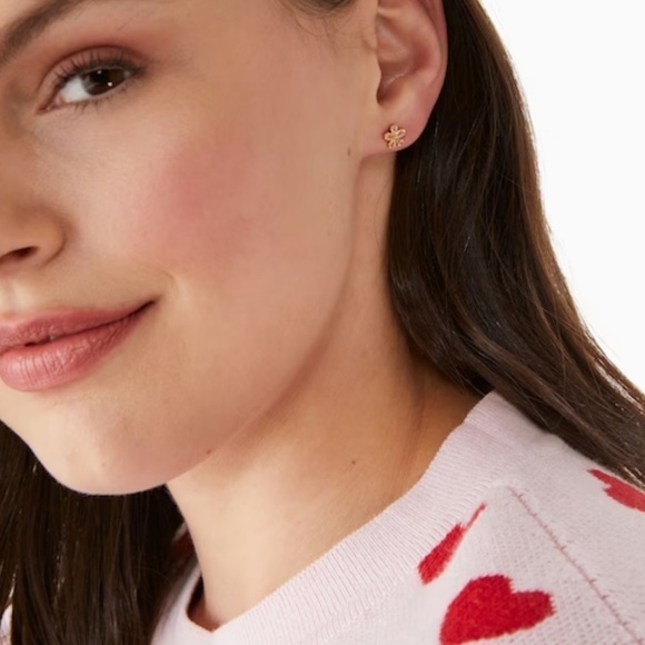 KATE SPADE • Gold Gleaming Gardenia Pink Crystal Flower Earrings - Picture 2 of 5